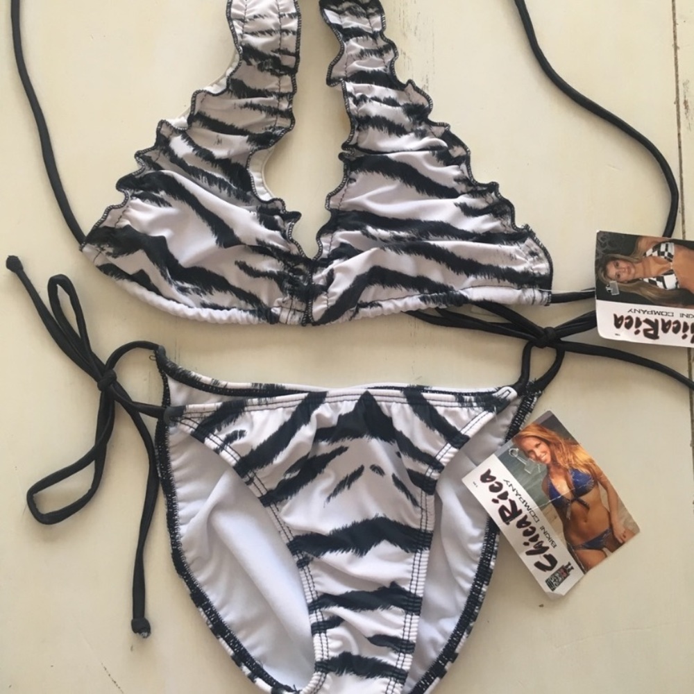 Bikini ✨ New ✨ beautiful print